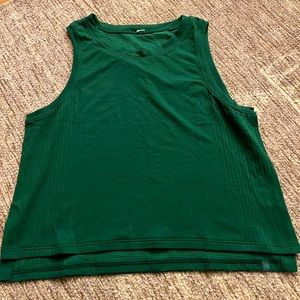 Emerald Green Lululemon Sports Tank | size 4 | breatheable air holes